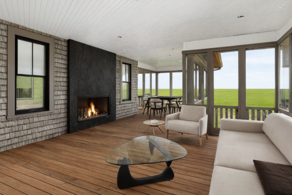 Minot Beach House Deck Design
